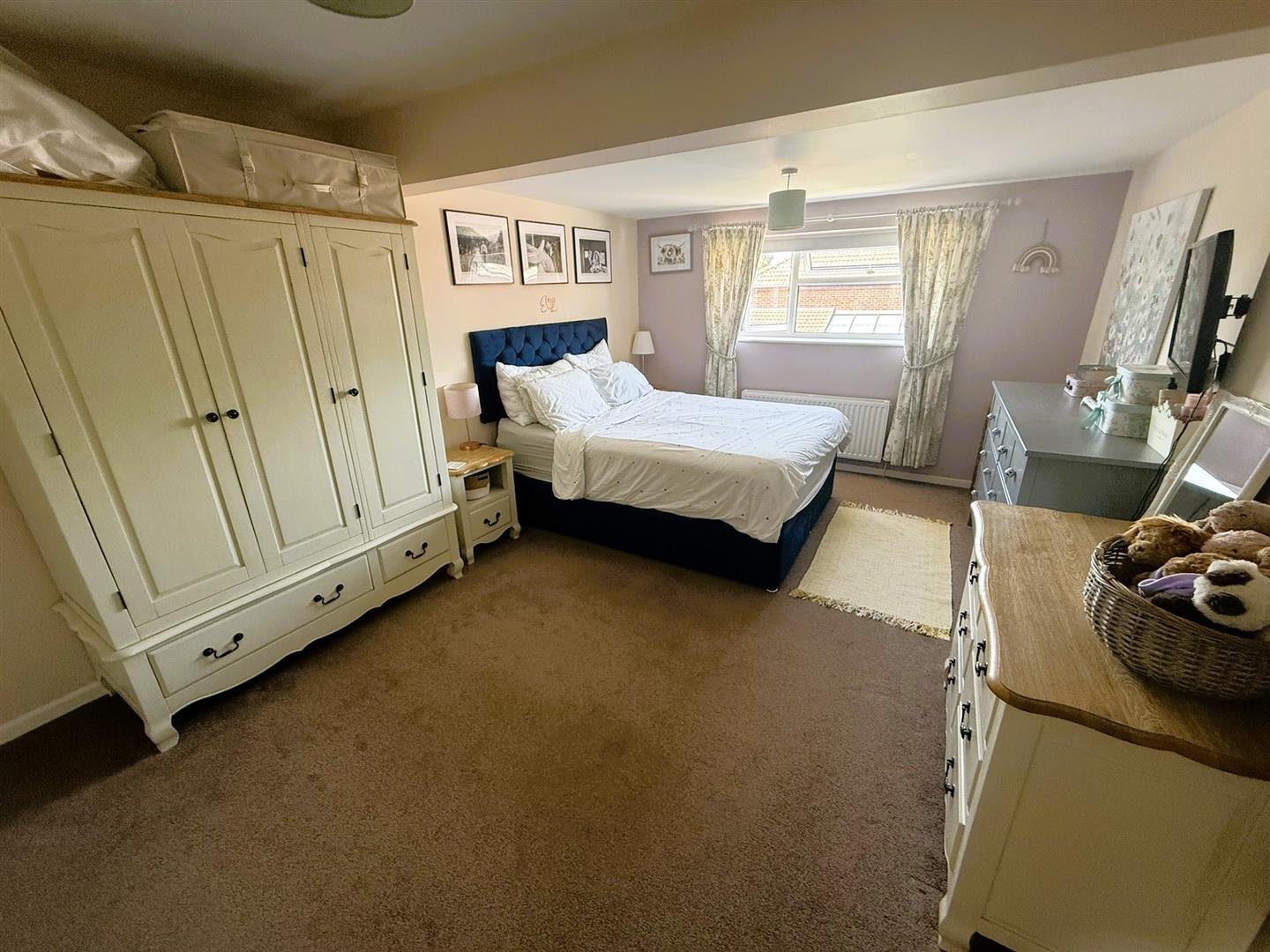 Andrews Close, 